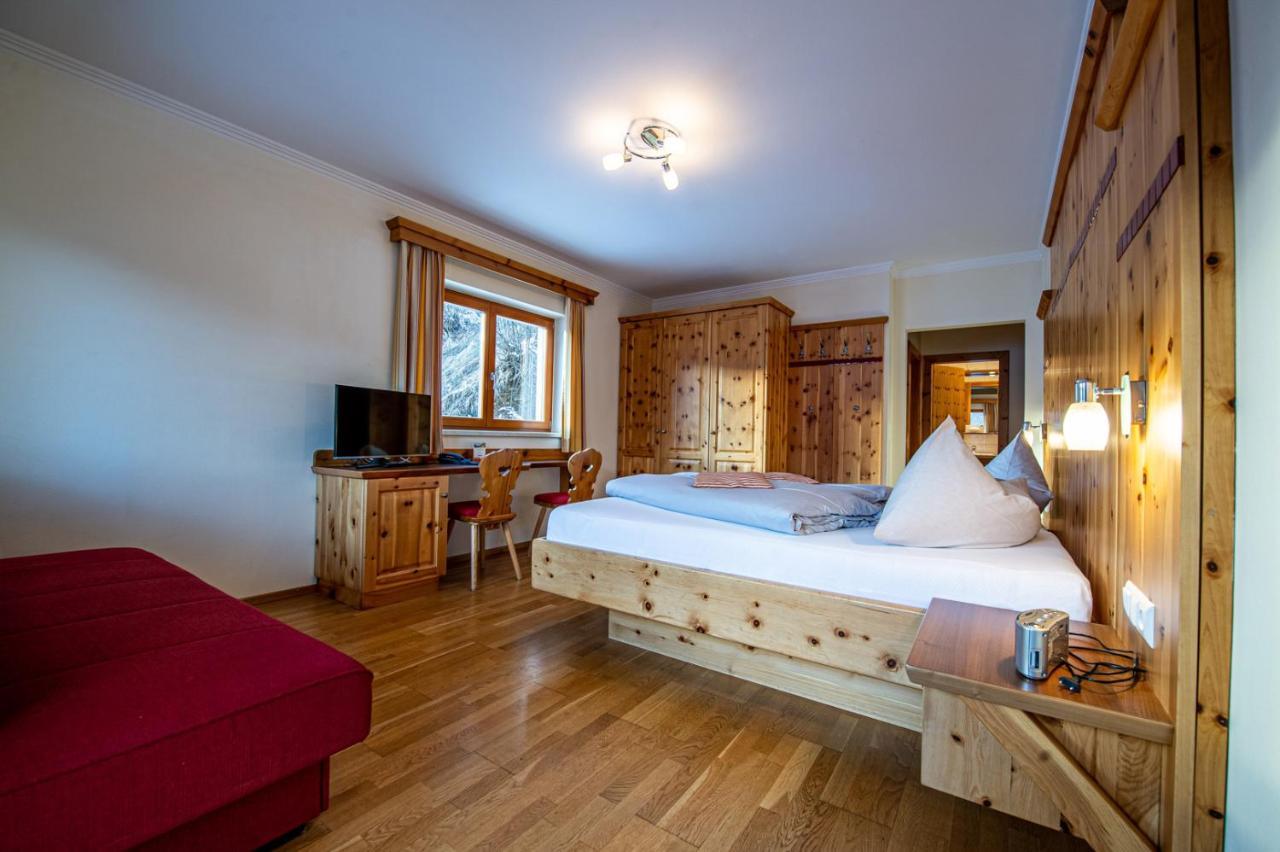 Hotel Raunig Bad Kleinkirchheim Exterior photo